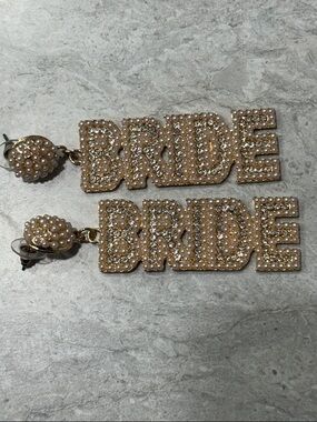 👰🏼Pearl-Embellished "BRIDE" Statement Earrings - Gold & Ivory